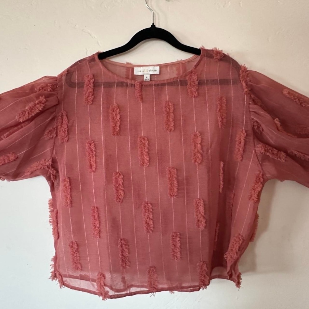 The Line of Style Dusty Pink blouse with vertical ruffled detailing, size XL